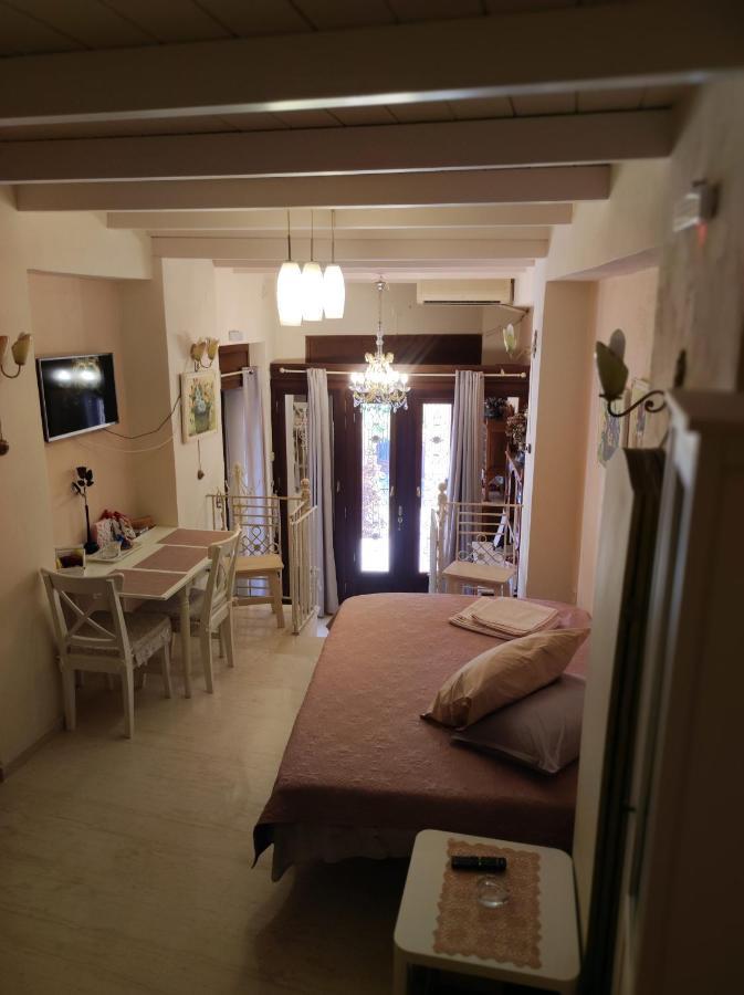 Retro 51 Apartment Rethymno  Bagian luar foto
